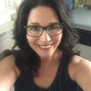 Meet your Posher, Lynn